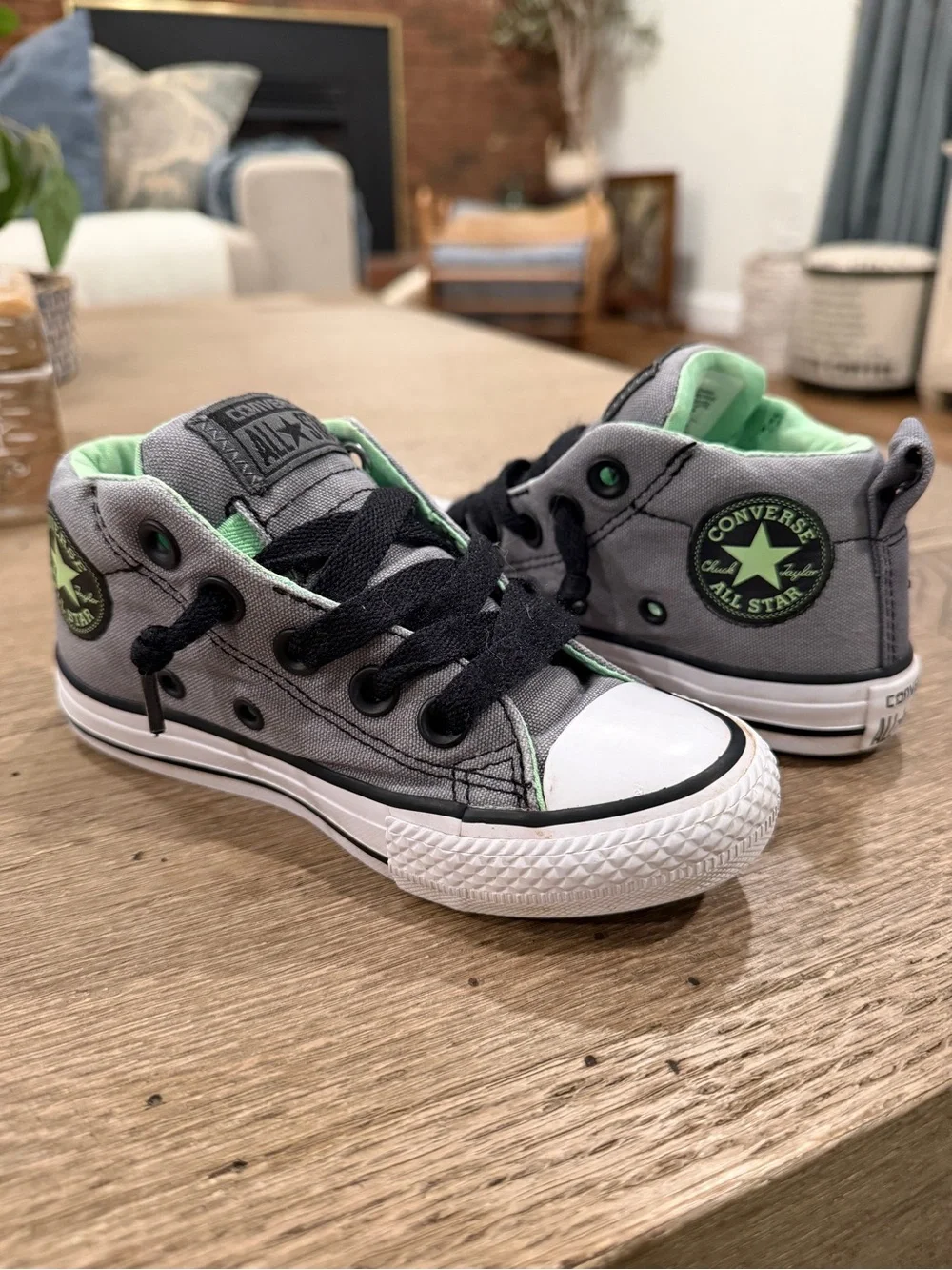 Converse Axel Kids Slip On Mid Top Sneakers with Green Lining